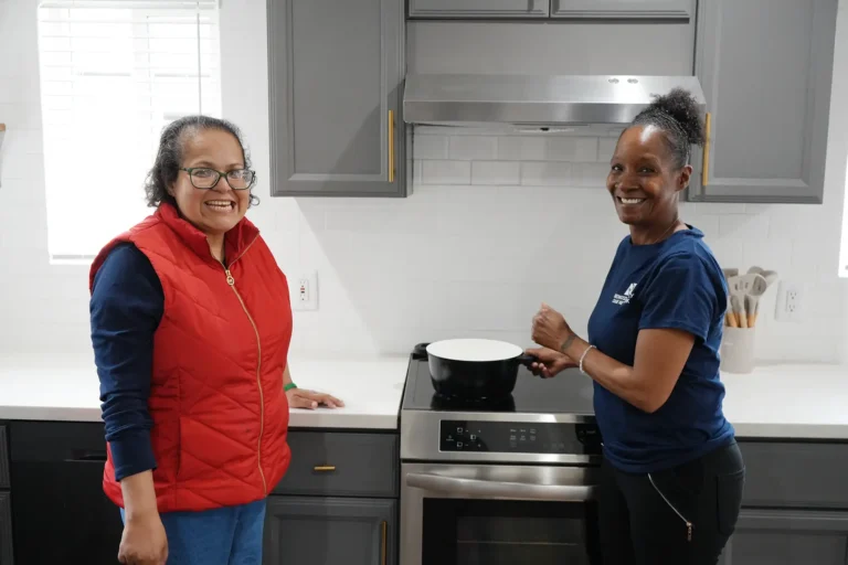 Redwood caregiver in the kitchen with an individual
